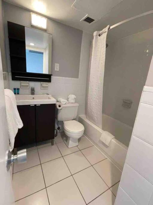 Chic Ocean Front Studio! Apartment Miami Beach Exterior photo